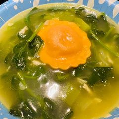 Spinach Soup 🥣 A picture of Spinach Soup 🥣.