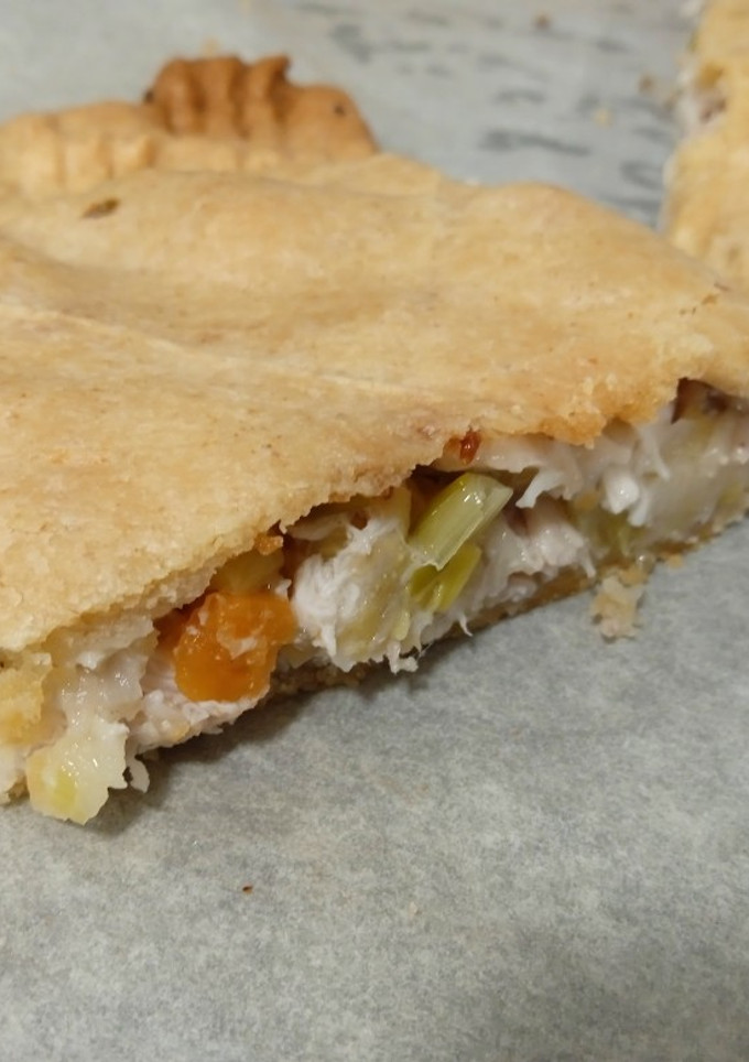 Una foto de Calzone/coca de pollo de aprovechamiento