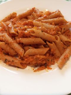 Una foto de Macarrones con sobrasada