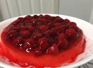 Hình của món Bánh Pho mai Nhật vị Cherry.