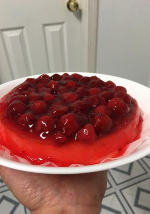 Hình của món Bánh Pho mai Nhật vị Cherry.