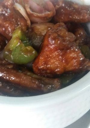 A picture of Chilli chicken.