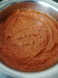 தக்காளிச் சட்னி(tomato chutney recipe in tamil) செய்முறை முக்கிய புகைப்படம்