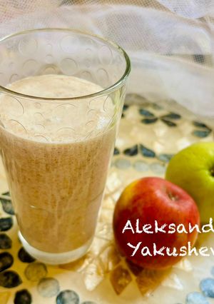 A picture of Healthy oat dessert with overripe banana.