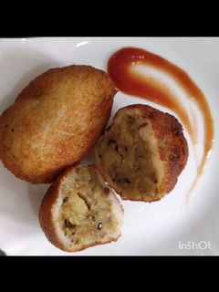 आलू कटलेट (aloo cutlet recipe in Hindi) रेसिपी मुख्य फोटो