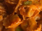 Una foto de pasta cappelletti
