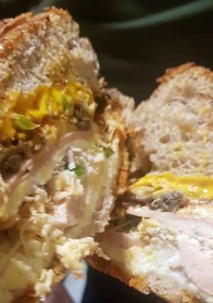 عکسی از دستور ساندویچ مرغ و مخلوط من 😍