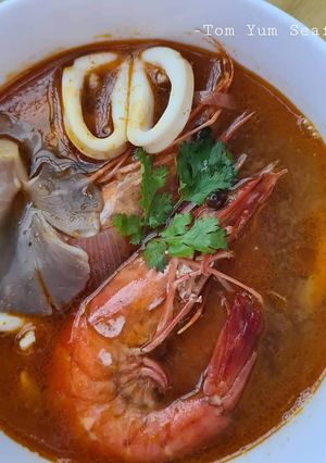 A picture of Tom Yum Seafood.