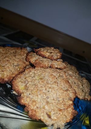Una foto de Galletitas de Avena y banana 😋