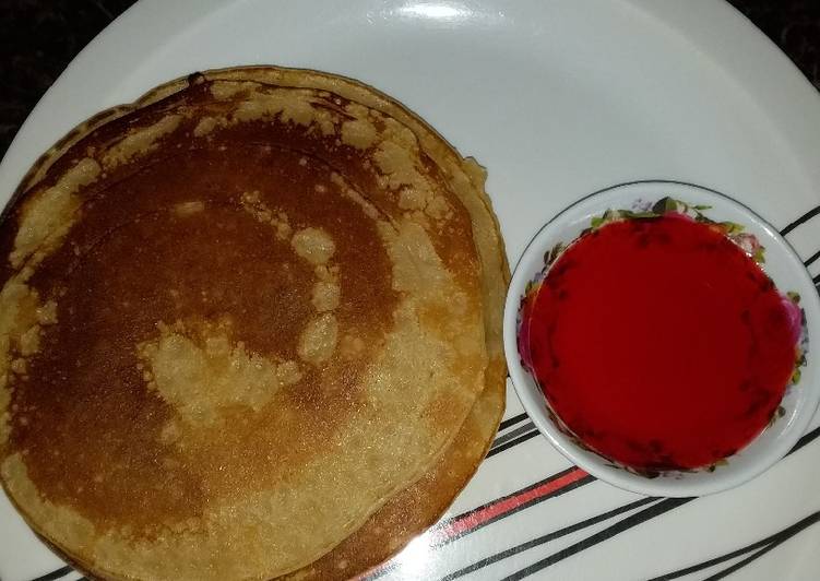 Recipe of Homemade Pancake with strawberry syrup