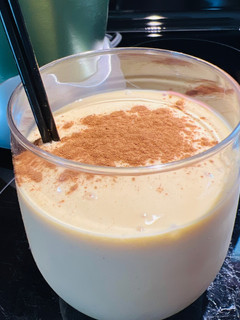 A picture of Mango 🥭 Smoothie.