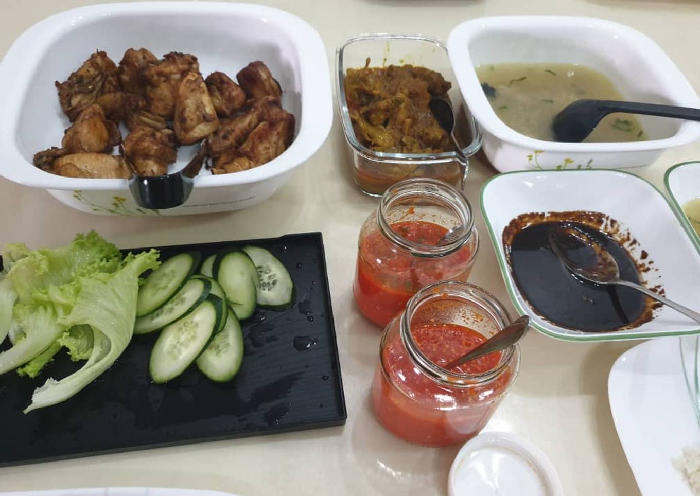 Nasi ibuku dengan ayam