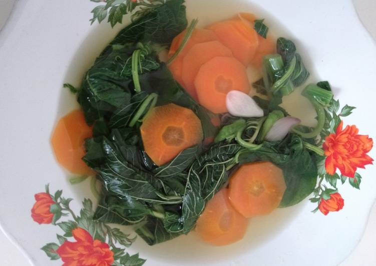 Resep Sayur Bening Bayam Dan Wortel Simple Lezat