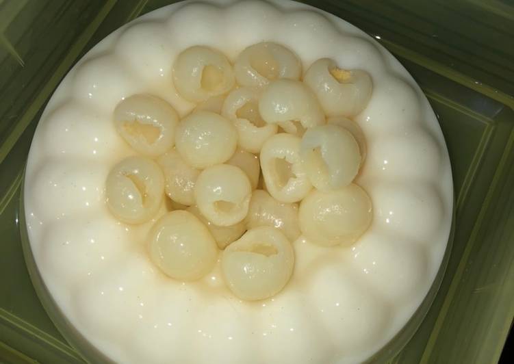 31. Pudding Tahu Longan