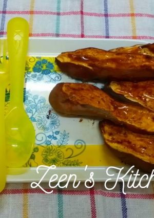 A picture of Baked Sweet Potatoes with Honey Cinnamon Glaze.