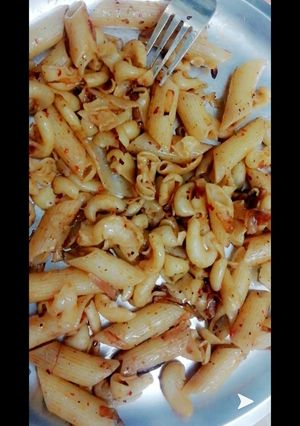 ड्राई रेडसॉस मोस्टासिओली एंड स्टॉर्टिनी पास्ता(PenneMacaroniMix) रेसिपी मुख्य फोटो