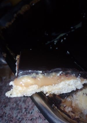 Une photo de Gateau caramel chocolat