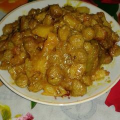 A picture of Soybean  nuggets stir fry.