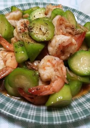 รูปของ ผัดบวบใส่กุ้ง