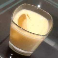 A picture of Mango milkshake.