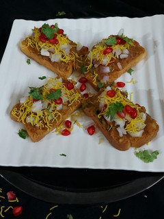 કચ્છી કડક (Kutchi Kadak Recipe In Gujarati) રેસીપી મુખ્ય ફોટો