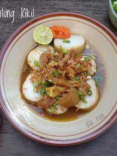 Foto resep Lontong Kikil Suroboyo