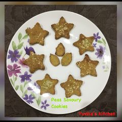 A picture of Peas SAVOURY BISCUITS.