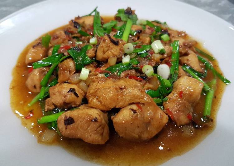 Steps to Prepare Speedy Chinese Chicken in Salted Black Bean Sauce