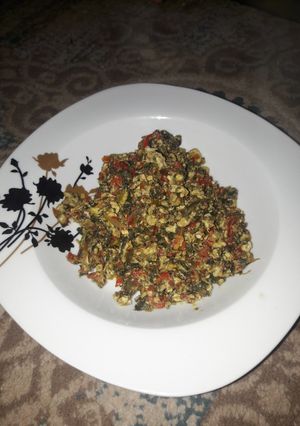 A picture of Moringa egg sauce.