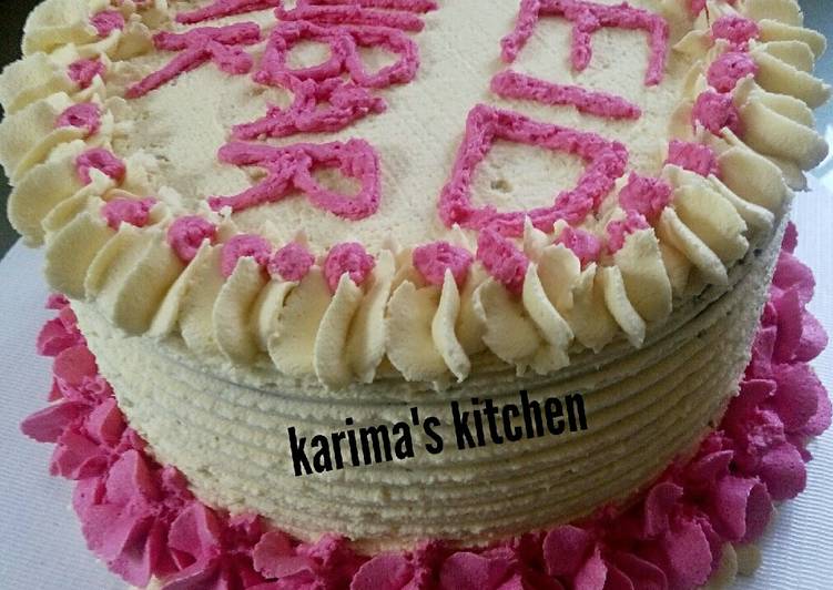 Recipe: Appetizing Vanilla Birthday cake