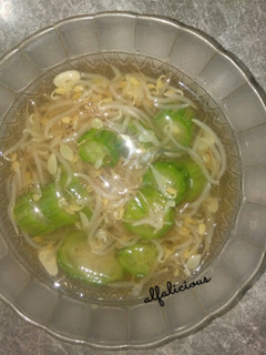 Foto resep Sayur Bening Oyong Tauge