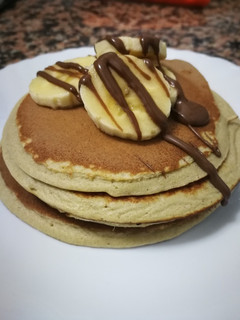 Una foto de Tortitas de avena y plátano