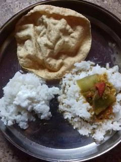 வெஜ் மீல்ஸ் (veg meals recipe in tamil) செய்முறை முக்கிய புகைப்படம்