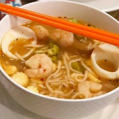 A picture of Healthy veggies soup.
