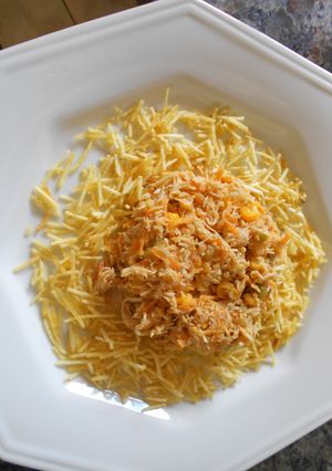 Foto principal de Salpicón de pollo y patatas palitos