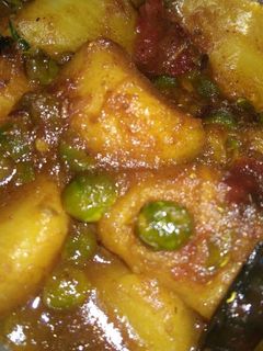 আলু মটর কারি (aloo matar curry recipe in Bengali) রেসিপির প্রধান ছবি