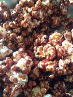 Foto de Pipoca caramelada com chocolate