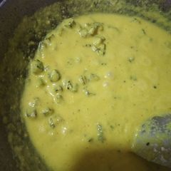 A picture of Dahi bhendi.