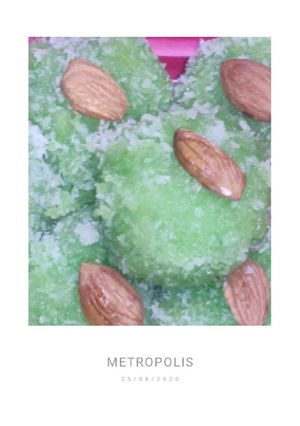 A picture of Lauki ke Laddoo.
