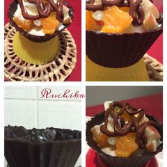 Fruit cream in Chocolate cup A picture of Fruit cream in Chocolate cup.