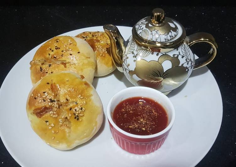 Chicken cheesy buns Chicken cheesy buns