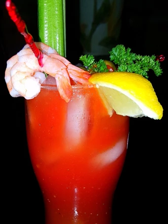 Easy Way Make Mike&#39;s Stiff Sunday Bloody Caesars the So Delicious Can spoil the tongue