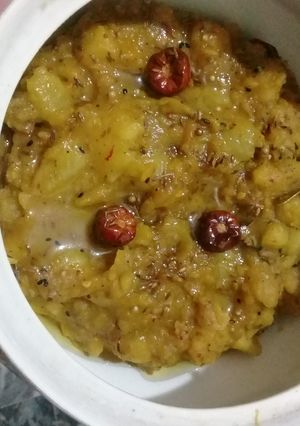 A picture of Aalu ke tarkari.