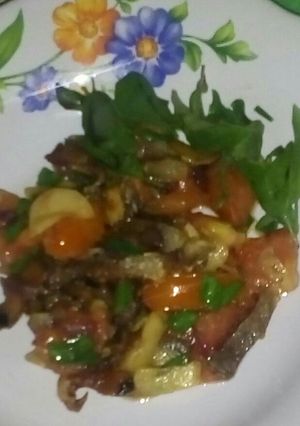 Foto resep Oseng-oseng tomat dan ikan asin