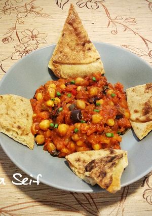صورة لوصفة مسقعة الباذنجان بالحمص