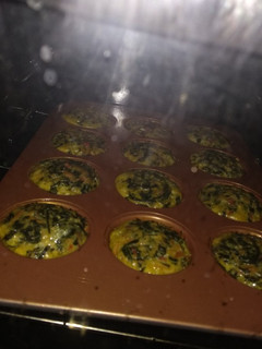 Una foto de Minis Soufflé de espinaca