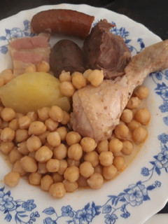 Una foto de Cocido de garbanzos