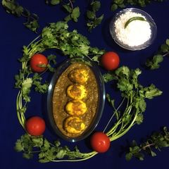 A picture of Egg Hariyali.