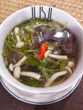 🍄🌶..แกงเห็ดสูตรใส่ใบชะอม+ใบแมงลัก🍃