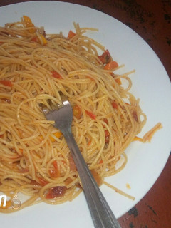A picture of Spaghetti with veges.